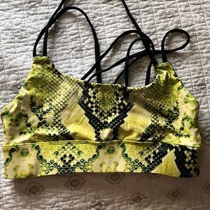 New yoga bra that I have never worn⭐️